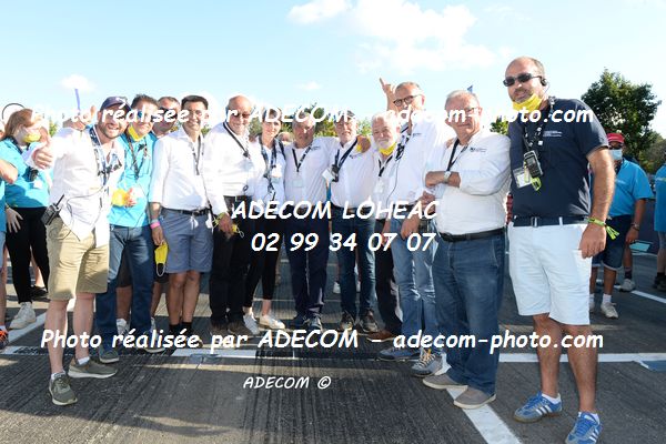 http://v2.adecom-photo.com/images//1.RALLYCROSS/2021/RALLYCROSS_LOHEACRX _2021/AMBIANCE_DIVERS/40E_4354_FB.jpg